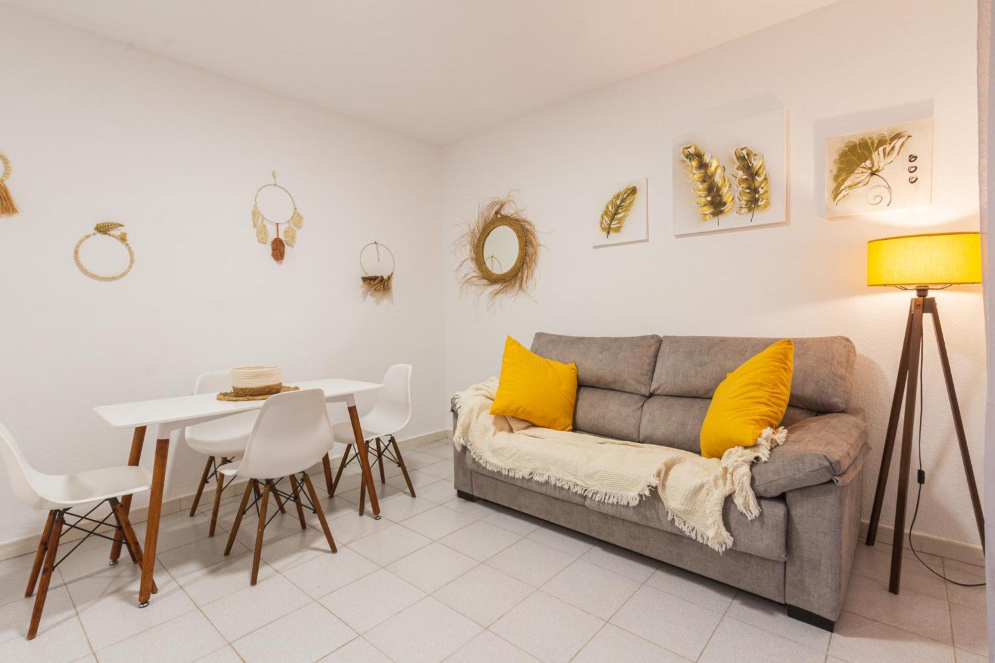 Menabrea Holiday House Near The Beach And Airport Santa Pola Exterior foto